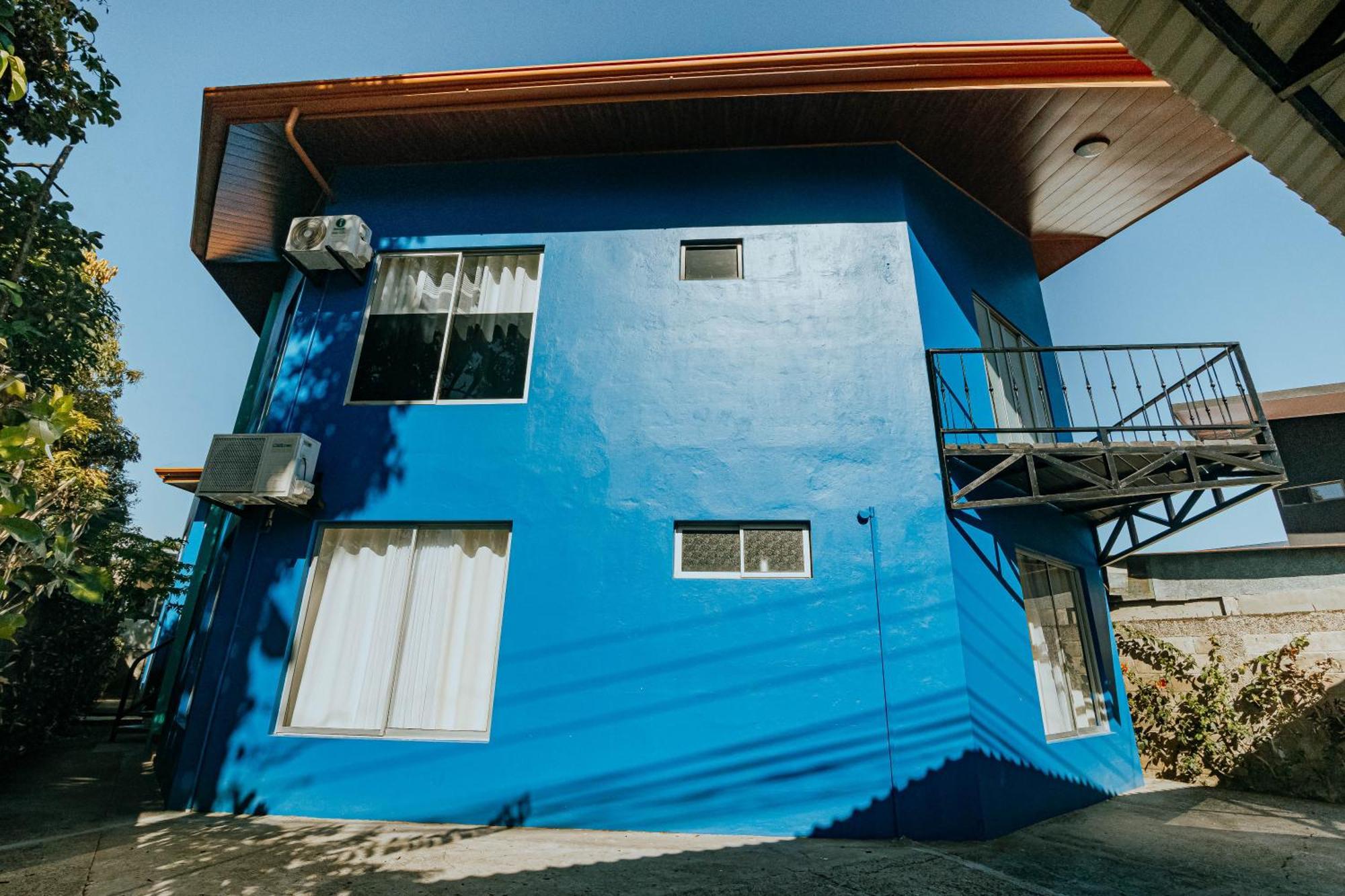 Apartamentos Cristal Quepos Exterior foto