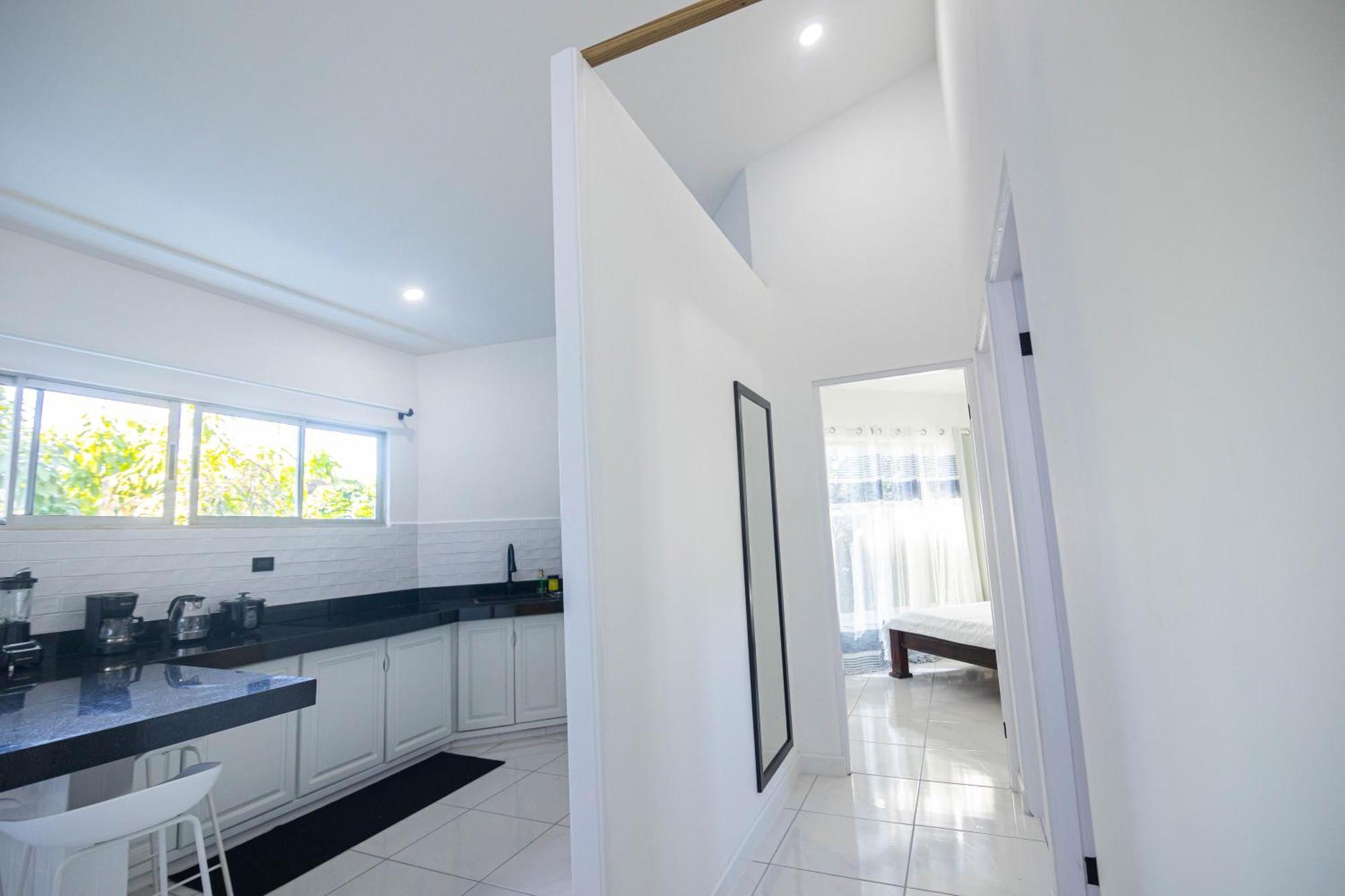 Apartamentos Cristal Quepos Exterior foto