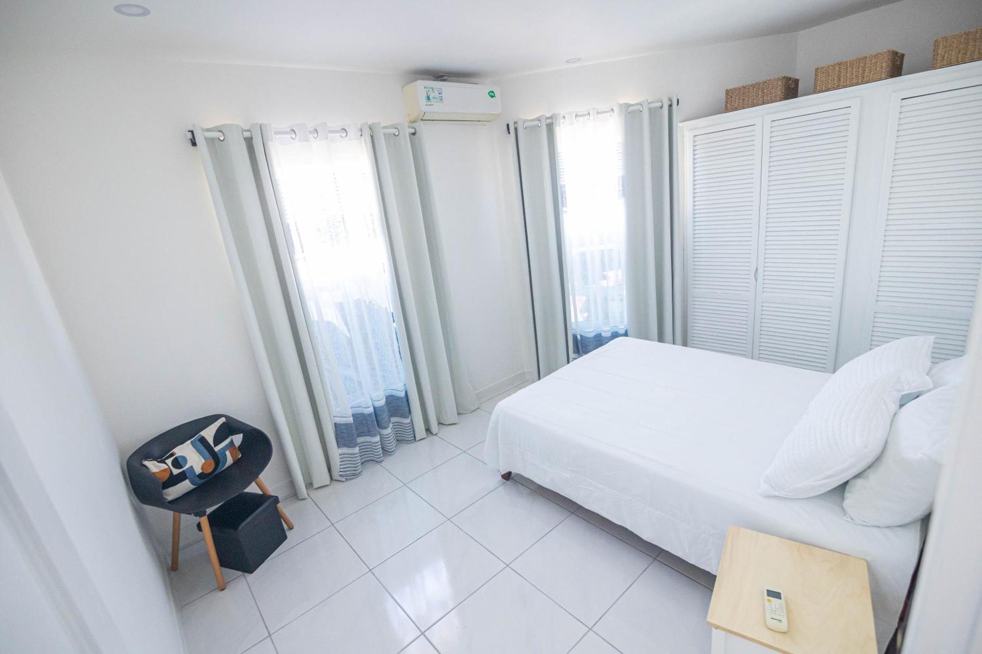 Apartamentos Cristal Quepos Exterior foto
