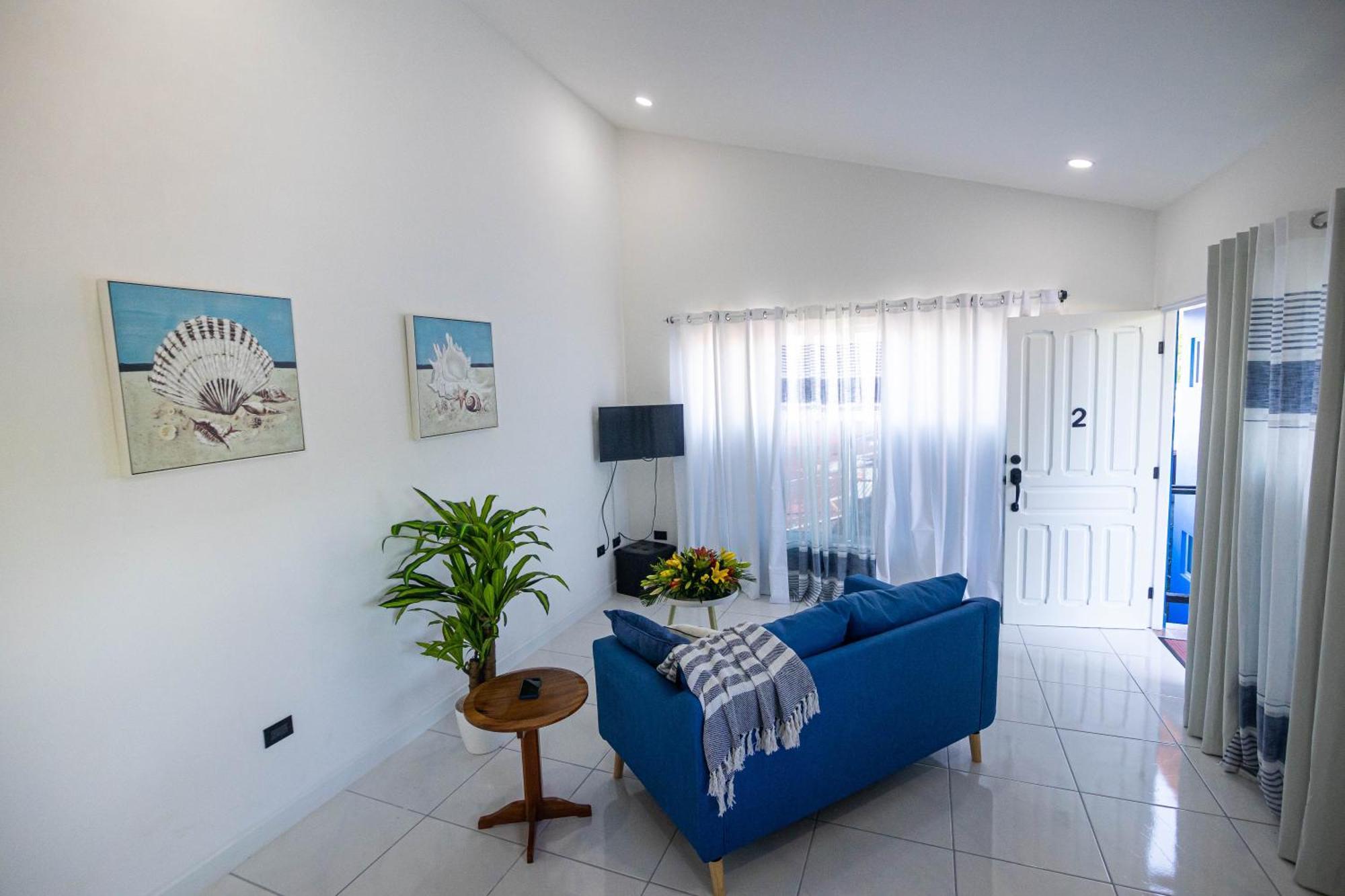 Apartamentos Cristal Quepos Exterior foto